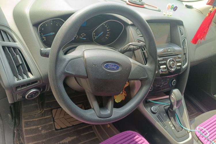 Used Ford Focus 2017 Hatchback 1.6L Automatic Comfort Plus SmartDrive Edition
