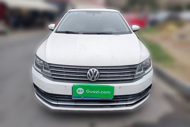 Used Volkswagen Lavida 2015 1.6L Manual Comfort Edition