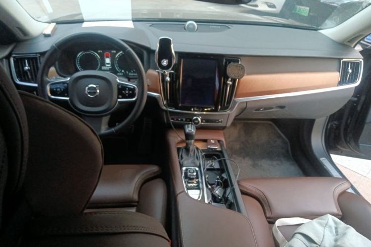 Used Volvo S90 2020 Facelift T5 Smart Luxury Edition