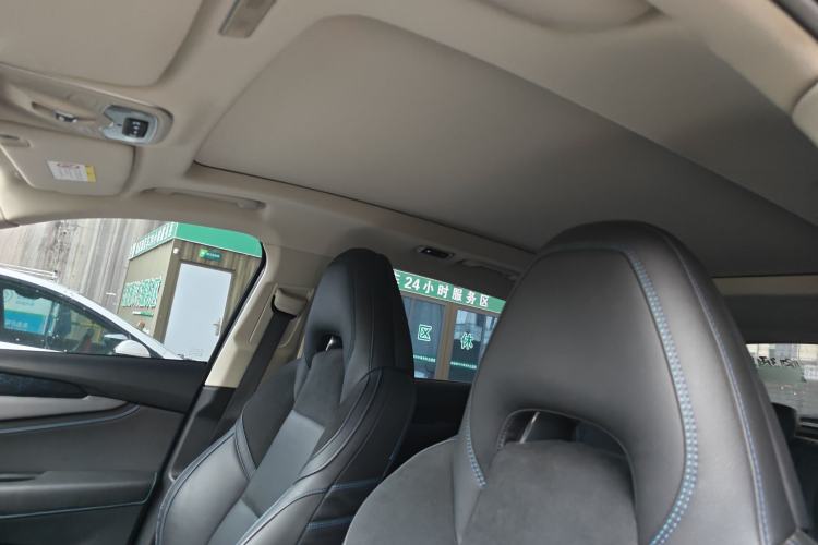 Used Lynk & Co 01 EM-P 2019 1.5T PHEV Jing Meeting China VI Emission Standards