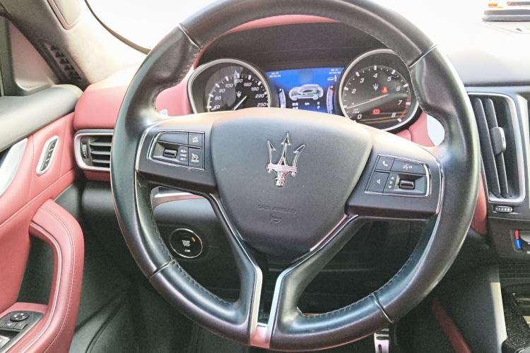 Used Maserati Levante 2019 3.0T Standard Version China VI Steering Wheel