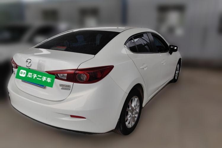 Used Mazda 3 Axela 2017 Sedan 1.5L Automatic Luxury Model Emission Standard China V
