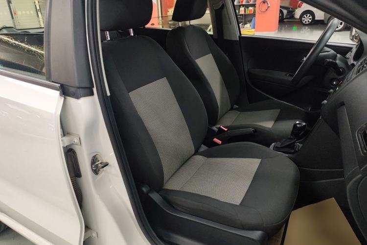 Used Volkswagen Polo 2016 1.4L Automatic Trendy Model Right Front Seat