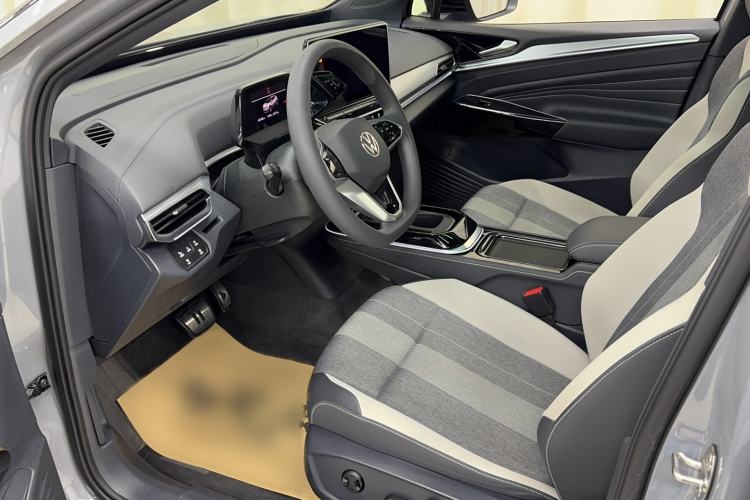 Used Volkswagen ID.4 CROZZ 2022 Pure Edition Limited Edition Left Front Seat