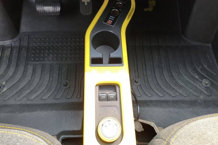 Used Chery New Energy QQ Ice Cream 2022 120km Conical Shape Lithium Iron Phosphate