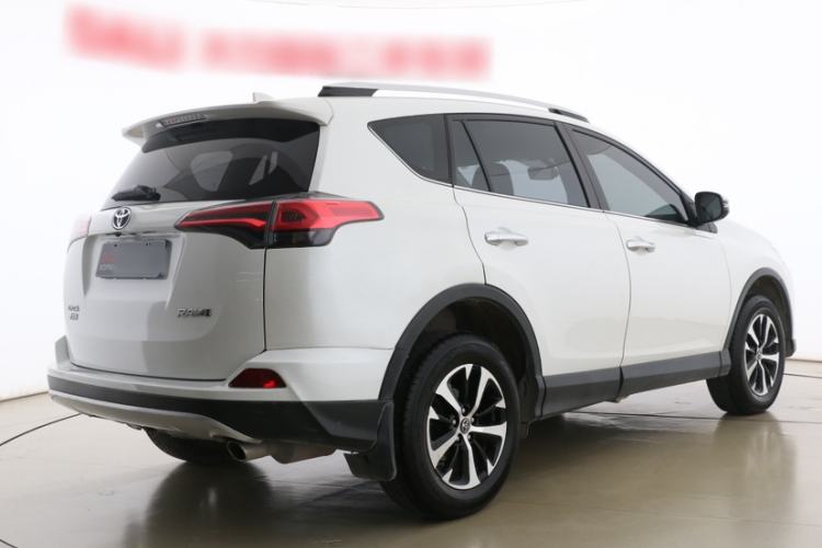 Used Toyota RAV4 2016 2.0L CVT Two-Wheel Drive Smart Edition China V Standard

