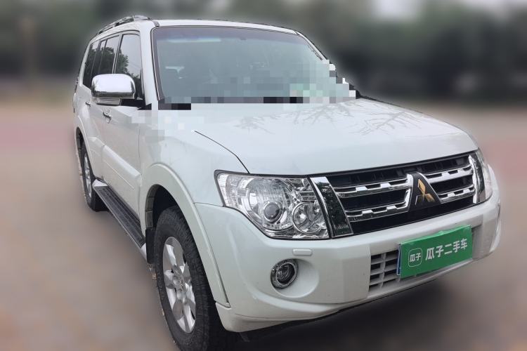 Used Mitsubishi Pajero 2014 3.0L Elite Upgrade Edition
