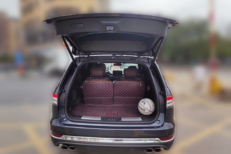 Used Lincoln Aviator 2021 3.0T V6 Four-Wheel Drive Zunya Edition Trunk