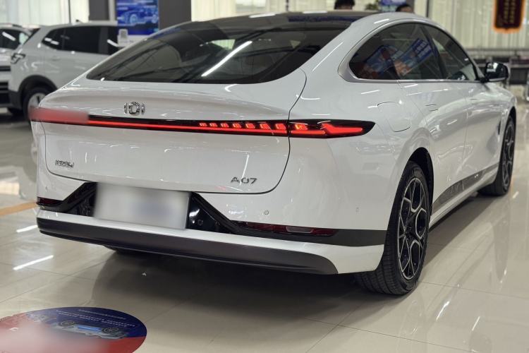 Used CHANGAN NEVO A07 2025 Range-Extended "True Fragrant" Edition 230 Flagship Model Exterior 4