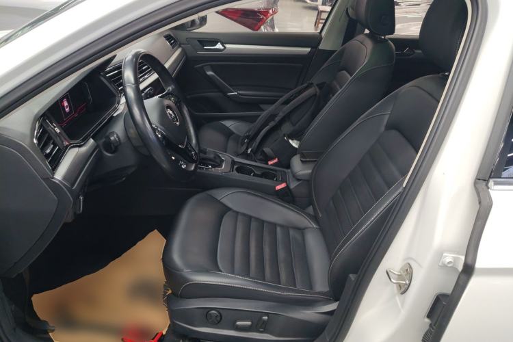 Used Volkswagen Lamando 2019 280TSI DSG Comfort Edition China VI standard
