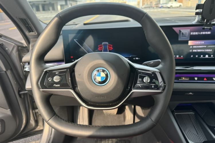 Used BMW i5 2024 eDrive 35L Prestige Luxury Package

