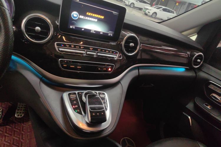 Used Mercedes-Benz V-Class 2017 V 260 L Prestige Extended Edition