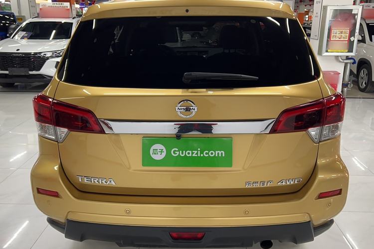 Used Nissan Terra 2018 2.5L Automatic 4x4 Luxury Edition