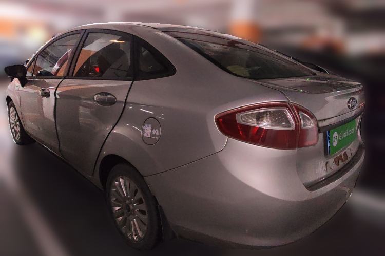 Used Ford Fiesta 2011 Sedan 1.5L Automatic Fashion Edition
