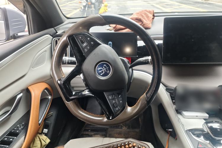 Used BYD Song Pro New Energy 2023 Champion Edition DM-i 110KM Beyond Model Steering Wheel