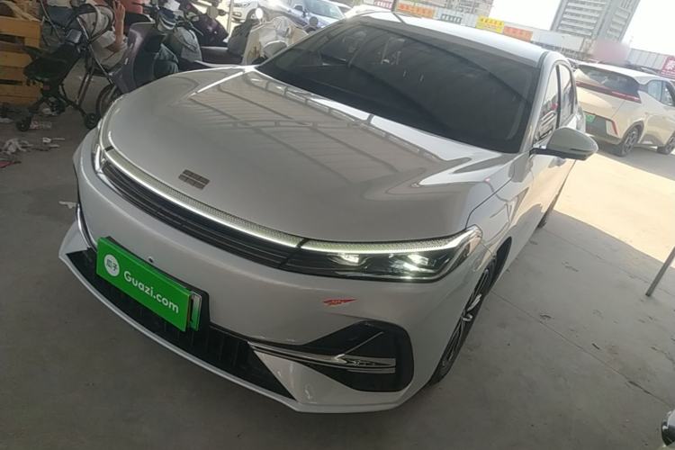 Used Geely Galaxy A7 2025 Model EM-i 70km Luxury Edition