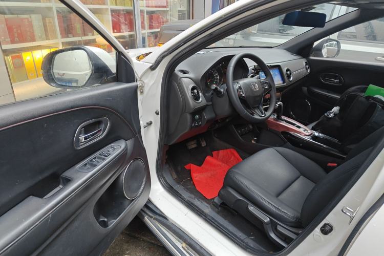 Used Honda XR-V 2015 1.8L VTi CVT Luxury Edition
