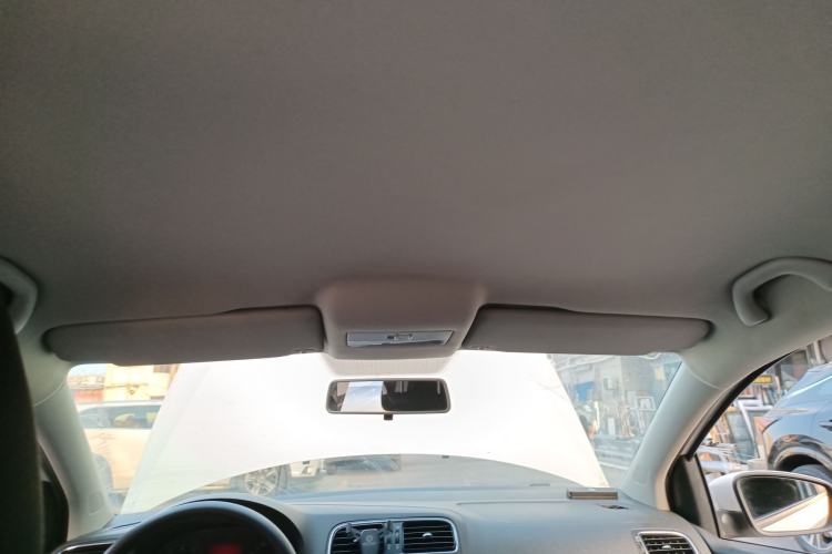 Used Volkswagen Polo 2011 1.6L Automatic ZhiShang Version
