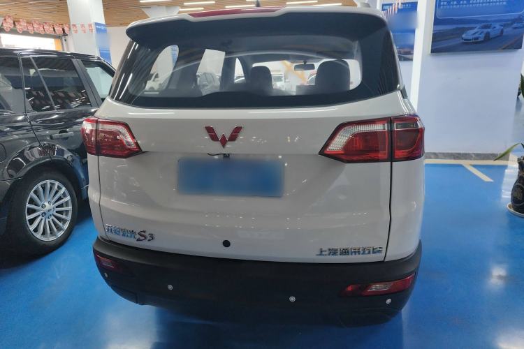 Used Wuling Hongguang S3 2019 1.5L Manual Standard Version China VI Standard