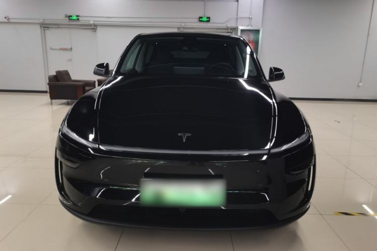 Used Tesla Model Y 2025 Rear-Wheel-Drive Version