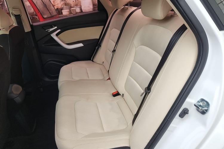Used CHANGAN Alsvin V7 2016 1.6L Manual Joyride Model China V Standard