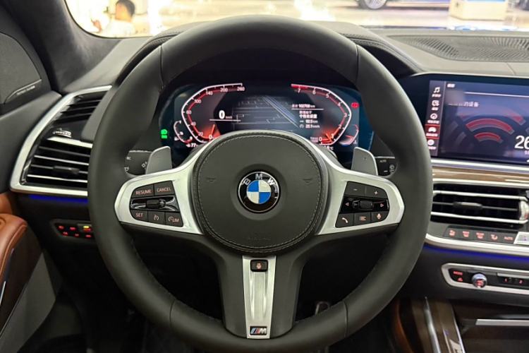 Used BMW X7 2020 xDrive40i Luxury M Sport Package
