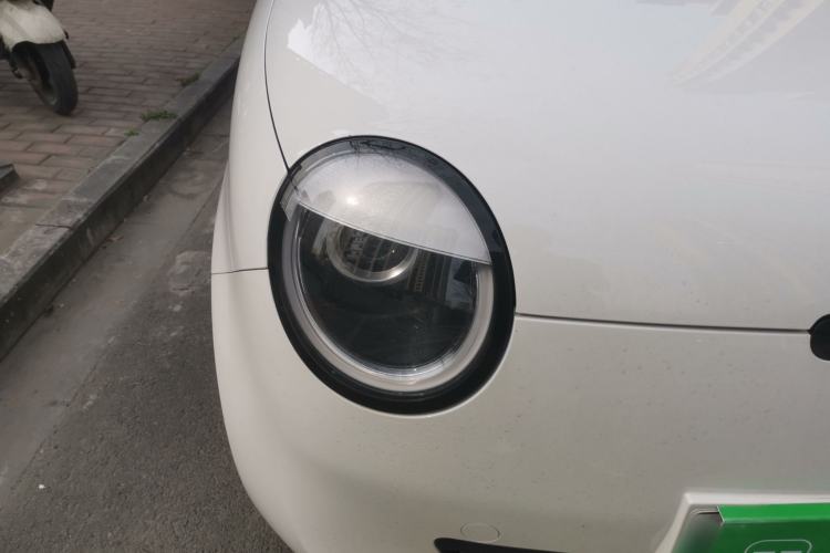 Used CHANGAN NEVO Lumin 2022 301km Honey-Sweet Version Exterior 6