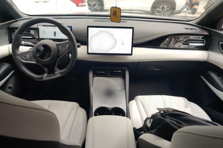 Used BYD Seal 06 New Energy 2025 DM-i Smart Drive 120KM Deluxe Model Center Console