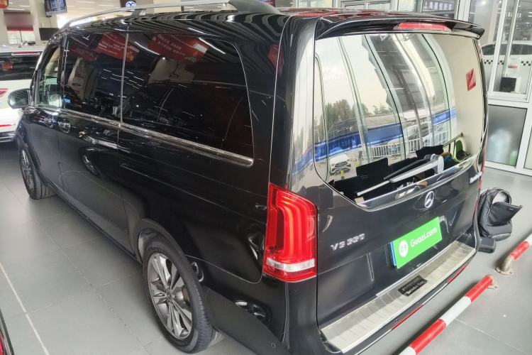 Used Mercedes-Benz V-Class 2018 V 260 Avantgarde Edition China VI