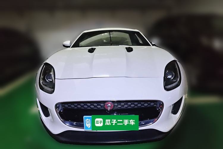Used Jaguar F-TYPE 2019 2.0T Hardtop Version

