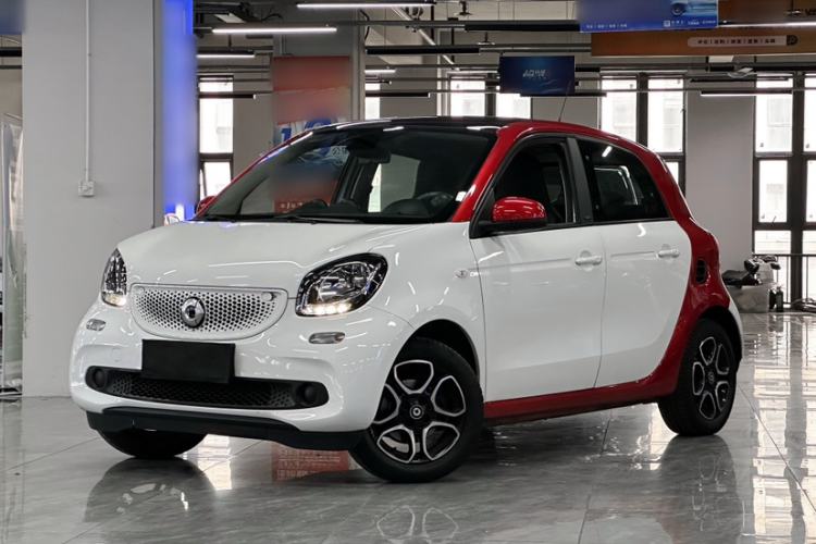 Used smart forfour 2018 0.9T 66 kW Pioneer Edition
