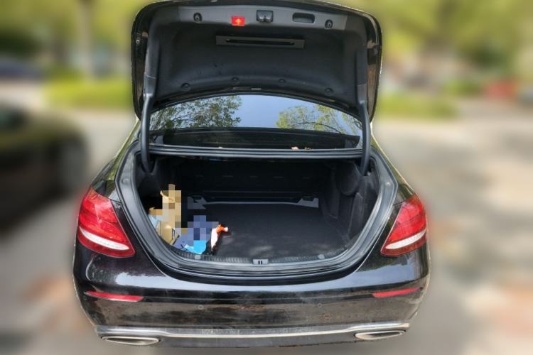 Used Mercedes-Benz E-Class 2019 E 260 L Trunk