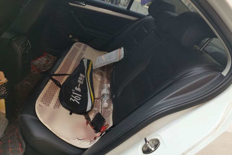 Used Volkswagen Sagitar 2018 1.6L Manual Comfort Model Left Rear Seat