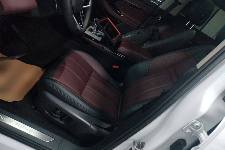 Used Land Rover Range Rover Evoque 2023 Aurora L 249 PS Luxury Edition