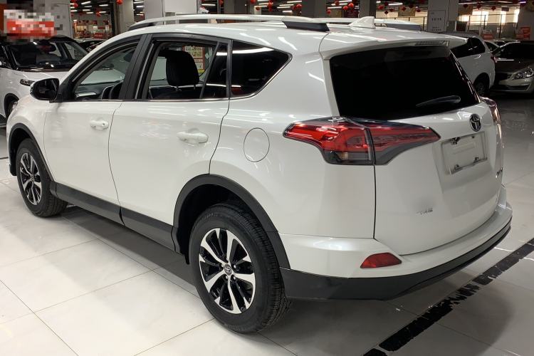 Used Toyota RAV4 2016 2.0L CVT Two-Wheel Drive Urban Edition China V Standard

