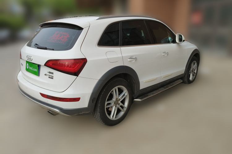 Used Audi Q5 2017 Plus 40 TFSI Technology Model Rear Right 45 Deg