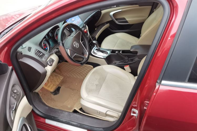 Used Buick Regal 2015 2.0L Leading Fashion Edition