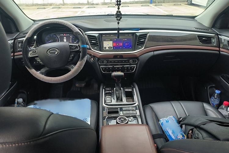 Used GAC Trumpchi GS8 2017 320T Two-Wheel Drive Luxury Smart Connectivity Version (7 Seats)