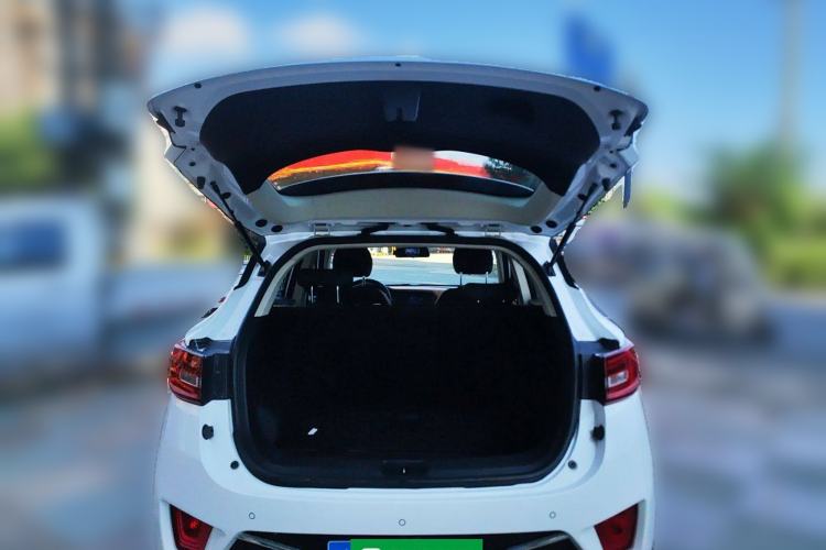 Used Zotye T300 2017 1.5T Manual Luxury Model
