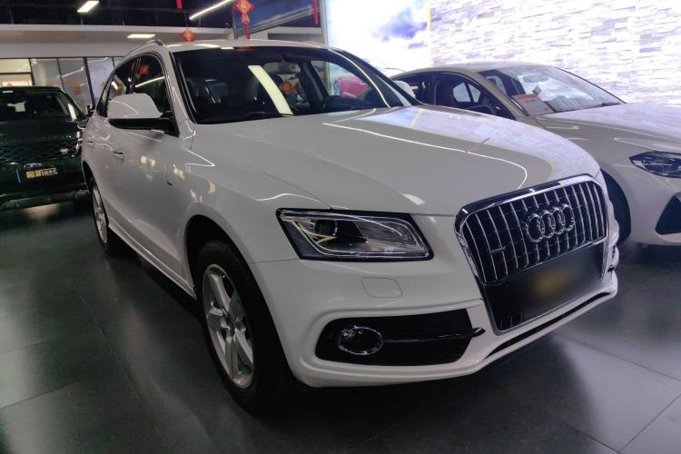 Used Audi Q5 2017 Plus 40 TFSI Ambition Model