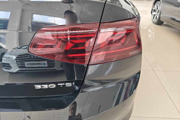 Used Volkswagen Magotan 2023 2 Million Units Limited-Edition 280TSI DSG Comfort Version