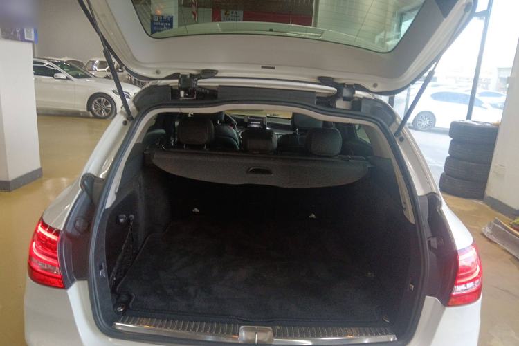 Used Mercedes-Benz C-Class 2017 C 200 station wagon