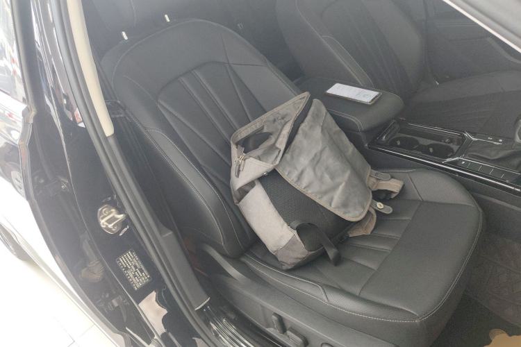 Used Volkswagen Passat 2025 Outstanding Model 330TSI Elite Edition