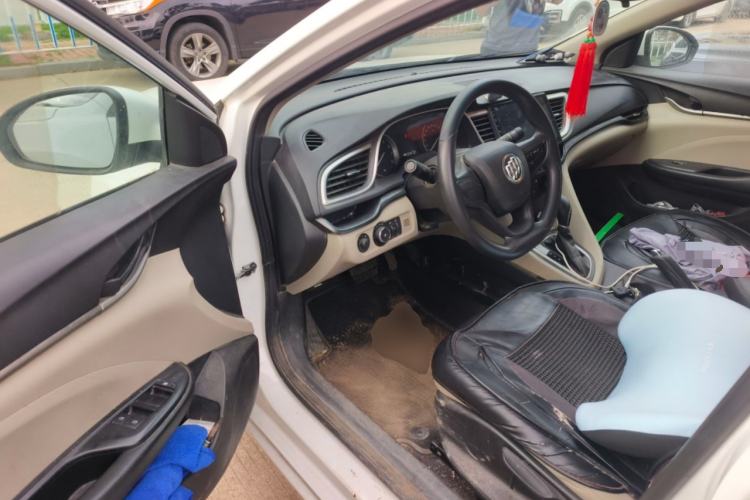 Used Buick GT 2019 15T Dual-Clutch Advanced Version China VI Standard Driver Seat