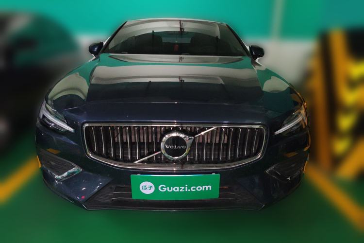Used Volvo S60 2025 B4 Zhiyi Luxury Edition