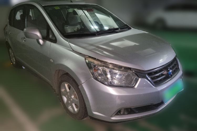 Used Venucia R50 2012 1.6L Automatic Prestige Edition
