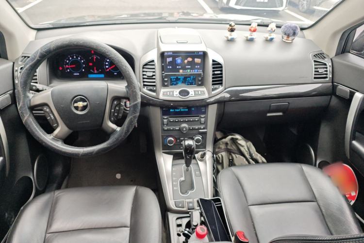 Used Chevrolet Captiva 2012 2.4L 4x4 Flagship Edition 7 Seats