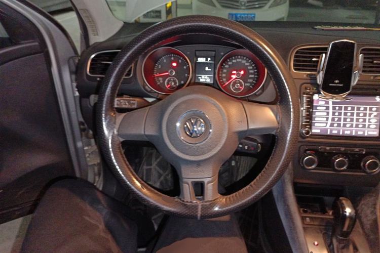 Used Volkswagen Golf 2012 1.6L Automatic Fashion Model
