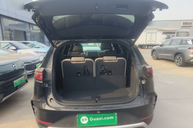 Used BYD Tang New Energy 2025 DM-i 115KM Flagship Model Trunk