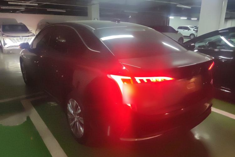 Used Hongqi E-QM5 2023 560km PLUS
